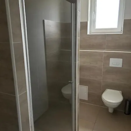 Apartment Gaestewohnung Gesamte Unterkunft- Tv- Internet Osterburg