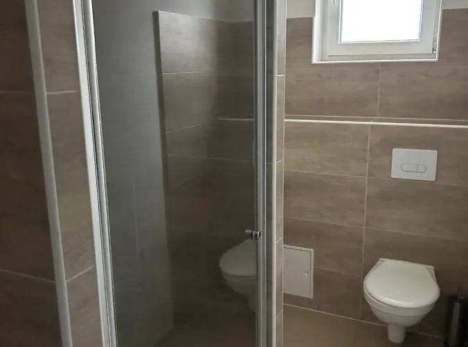 Apartment Gaestewohnung Gesamte Unterkunft- Tv- Internet Osterburg